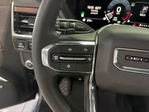 Certified 2025 GMC Yukon Denali image 18