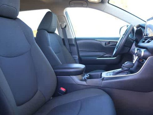Used 2024 Toyota RAV4 LE image 15