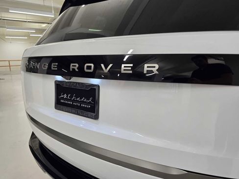 New 2026 Land Rover Range Rover SE AWD/4WD image 15