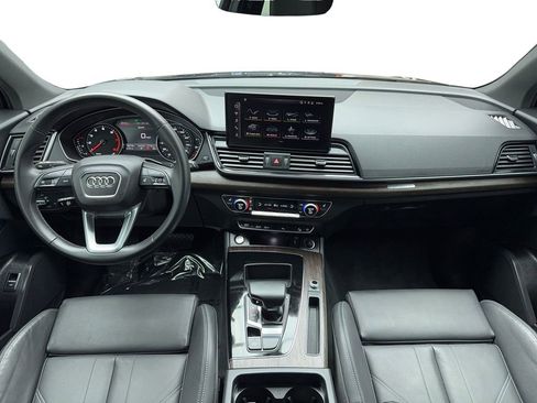 Used 2024 Audi Q5 2.0T Premium w/ Convenience Package image 16