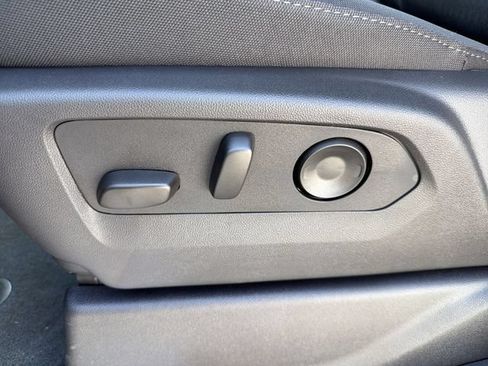 New 2026 Chevrolet Silverado 1500 RST AWD/4WD image 13