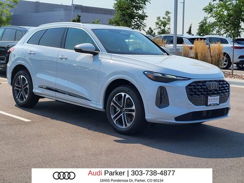 Used 2025 Audi Q5 Premium w/ Convenience Package AWD/4WD image 4