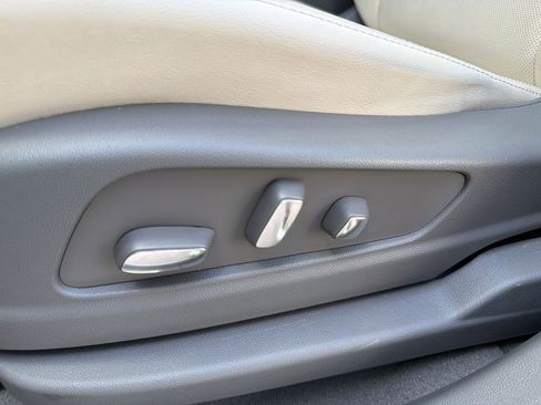 Used 2023 Cadillac XT5 Premium Luxury FWD image 13