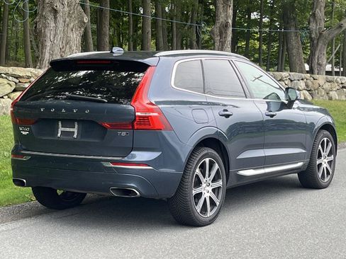 Used 2021 Volvo XC60 T5 Inscription AWD/4WD image 3