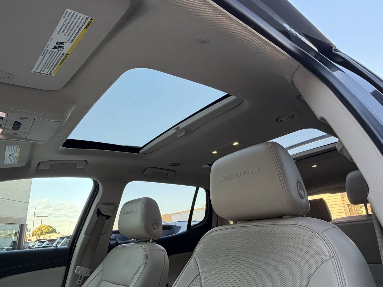 Used 2020 GMC Acadia Denali w/ Trailering Package AWD/4WD image 15
