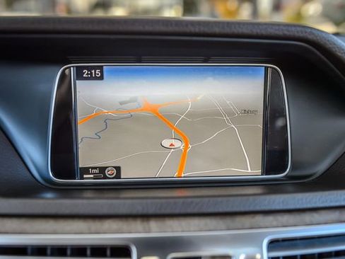 Used 2016 Mercedes-Benz E 350 Sedan w/ Premium Package image 20