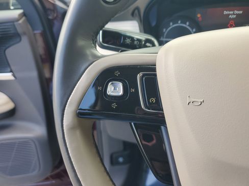 Used 2021 Lincoln Corsair FWD image 21