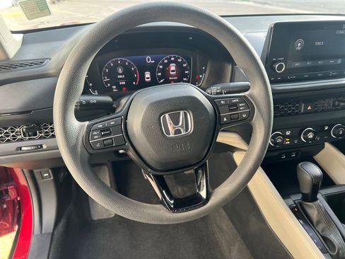Used 2023 Honda Accord LX image 10