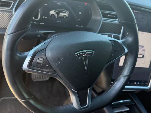 Used 2016 Tesla Model X image 40