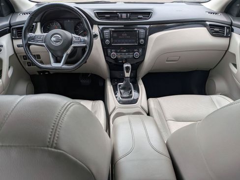 Used 2021 Nissan Rogue Sport SL AWD/4WD image 31