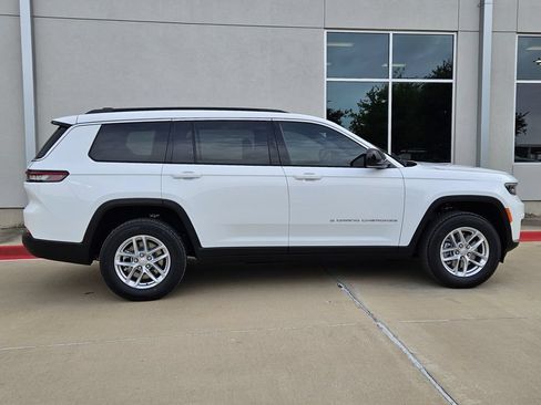 New 2026 Jeep Grand Cherokee L 4WD image 2