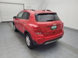 Used 2020 Chevrolet Trax LT w/ LT Convenience Package image 5