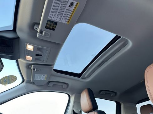 Used 2024 Ford Maverick Lariat image 28