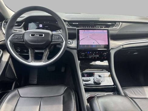 Used 2023 Jeep Grand Cherokee L Limited w/ Luxury Tech Group II AWD/4WD image 13