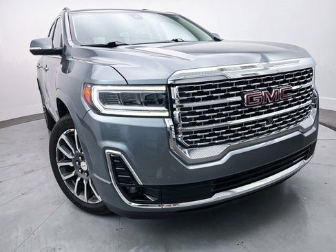 Used 2022 GMC Acadia Denali w/ Denali Ultimate Package image 3