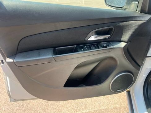 Used 2012 Chevrolet Cruze LTZ FWD image 17