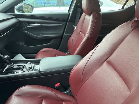 Used 2024 MAZDA MAZDA3 s image 3