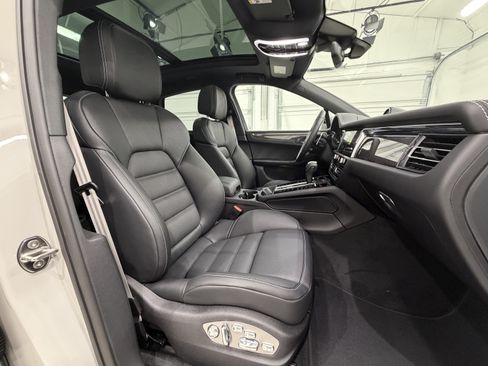 New 2026 Porsche Macan GTS AWD/4WD image 23