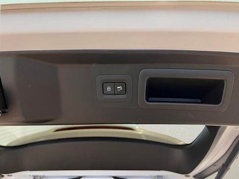 Used 2025 MAZDA CX-50 AWD 2.5 S w/ Premium Package image 8