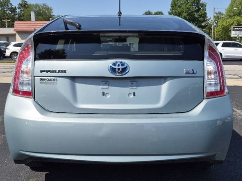 Used 2013 Toyota Prius Two FWD image 4
