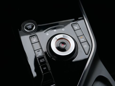 Certified 2023 Kia Niro EX w/ EX Cold Weather Package image 24