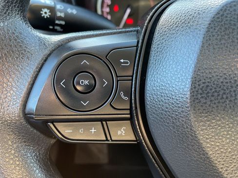 Used 2023 Toyota RAV4 XLE image 16