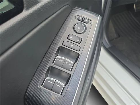 Used 2025 Honda Civic Sport Touring image 8