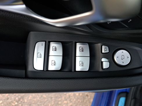 New 2026 BMW 330i Sedan w/ M Sport Package image 28