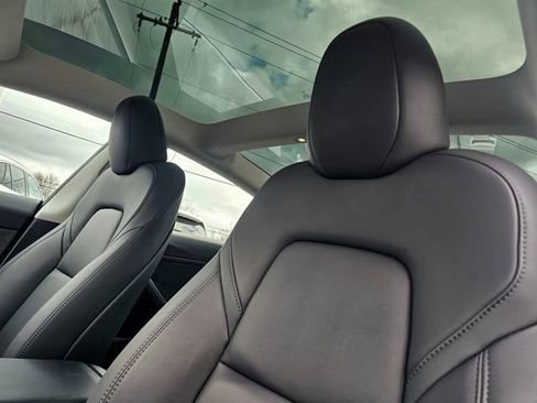 Used 2023 Tesla Model 3 Standard Range image 20