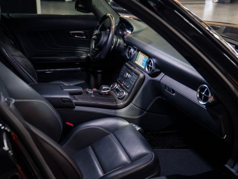 Used 2012 Mercedes-Benz SLS AMG Coupe image 15