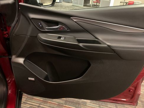 Used 2023 Chevrolet Bolt LT w/ Infotainment Package FWD image 21