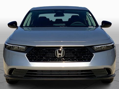 Certified 2025 Honda Accord SE image 4