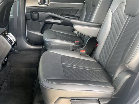 Used 2025 Kia Sorento SX Prestige AWD/4WD image 19