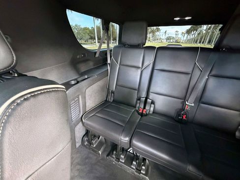 Used 2021 Cadillac Escalade ESV Premium Luxury w/ Performance Package RWD image 44