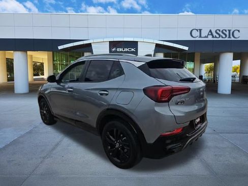 Used 2024 Buick Encore GX Sport Touring FWD image 6