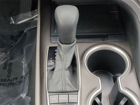 Used 2024 Toyota Camry LE image 32