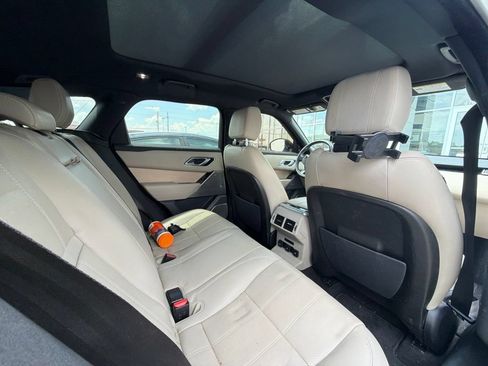 Used 2019 Land Rover Range Rover Velar R-Dynamic SE AWD/4WD image 8