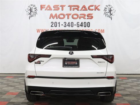 Used 2024 Acura MDX A-Spec AWD/4WD image 5