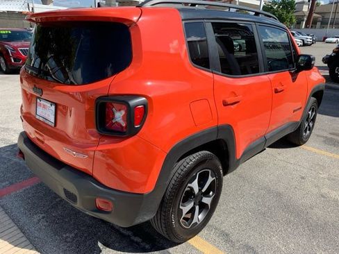 Used 2021 Jeep Renegade Trailhawk AWD/4WD image 4