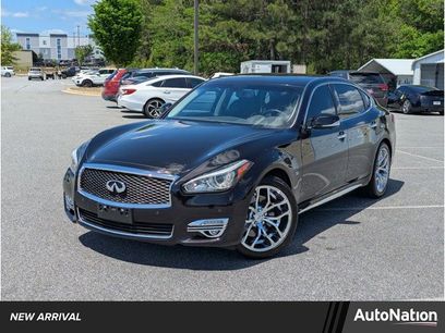 Used 2015 INFINITI Q70 L 3.7 w/ Deluxe Touring Package