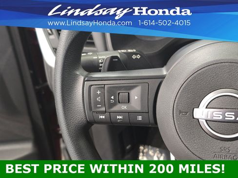 Used 2024 Nissan Rogue SV image 16