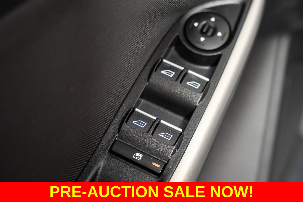 Used 2017 Ford Focus Titanium FWD image 33