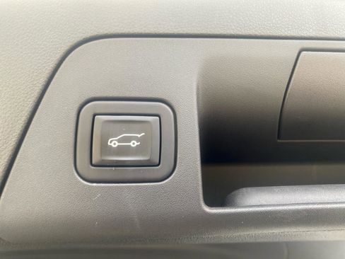 Used 2023 Buick Envision Essence w/ Sport Touring Package AWD/4WD image 33