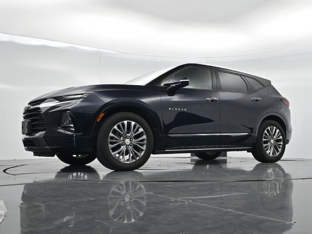 Used 2020 Chevrolet Blazer Premier w/ Driver Confidence II Package FWD image 28