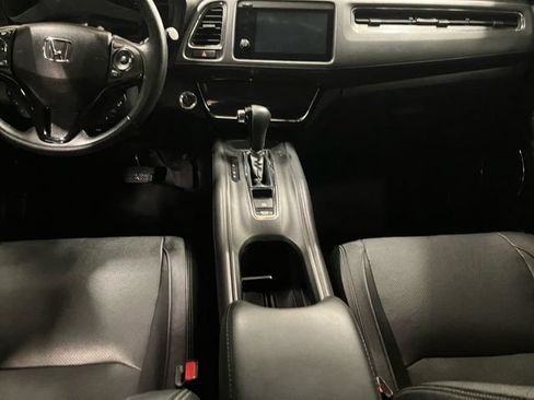 Used 2019 Honda HR-V EX-L image 11