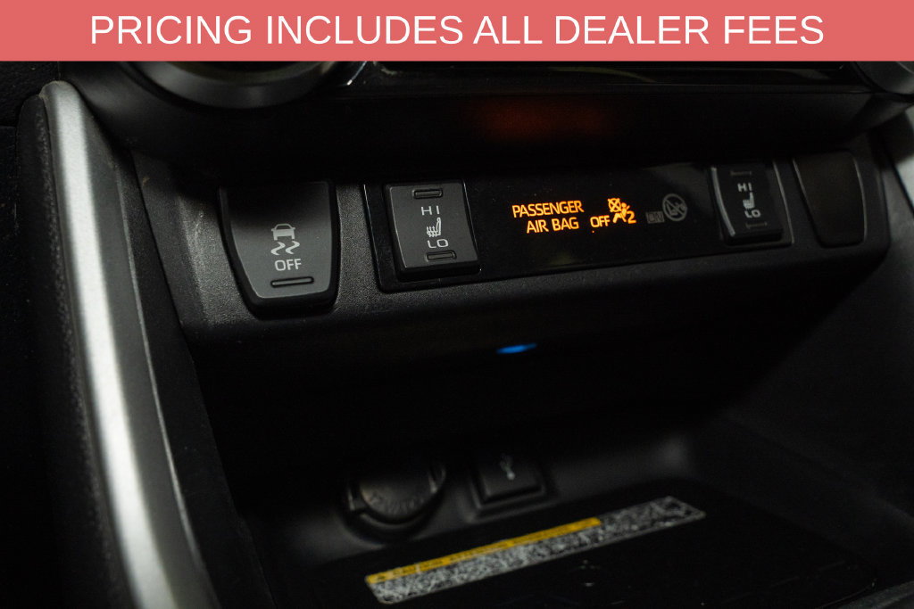 Used 2020 Toyota RAV4 XSE AWD/4WD image 16