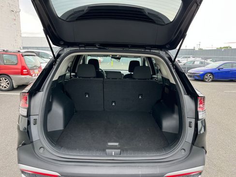 Used 2025 Kia Sportage LX FWD image 28