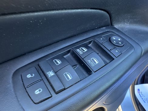 Used 2015 Jeep Grand Cherokee Altitude image 10