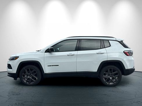 New 2026 Jeep Compass Latitude image 7