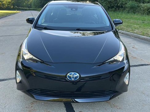 Used 2016 Toyota Prius Three Touring FWD image 22